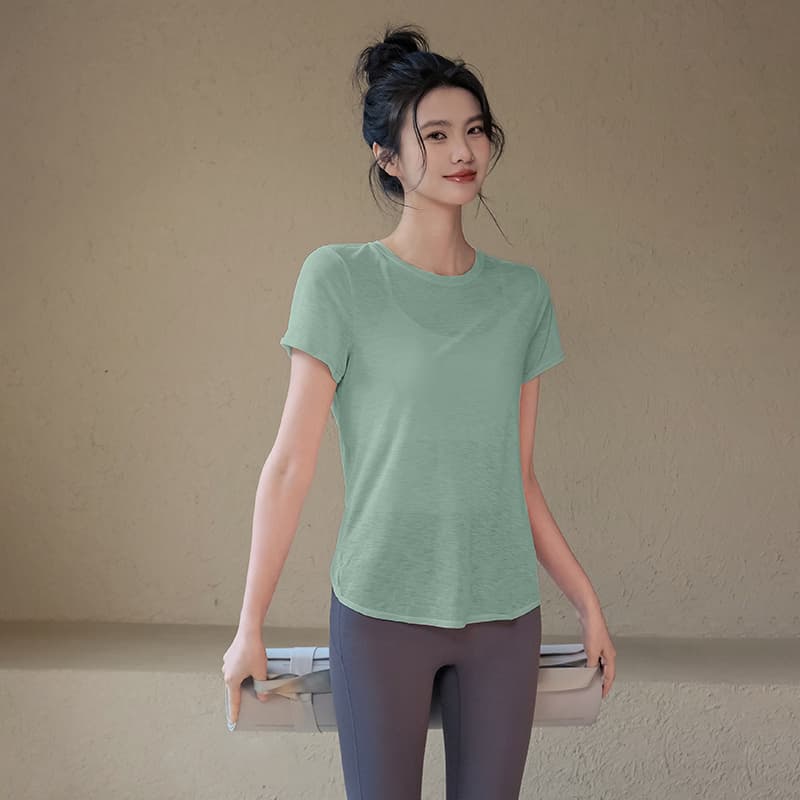 スポーツTシャツ レディース半袖スポーツ着 美シルエット軽やか素材