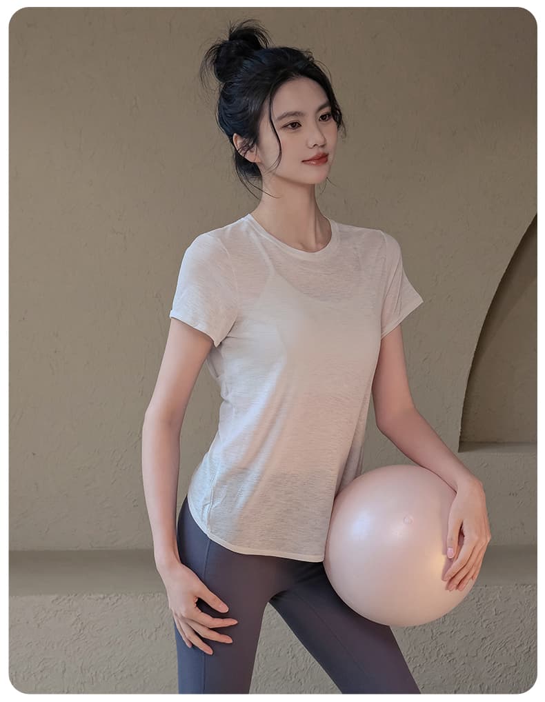 スポーツTシャツ レディース半袖スポーツ着 美シルエット軽やか素材