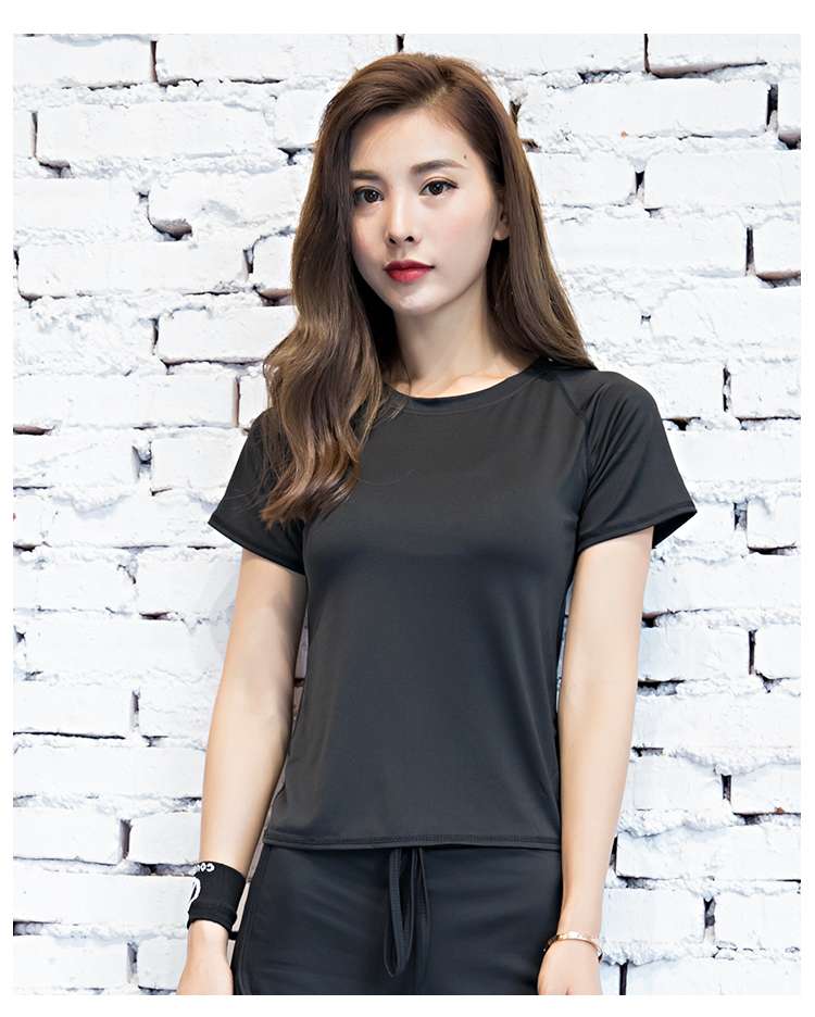 スポーツTシャツ 女性用機能性運動シャツ　吸汗速乾スポーツ
