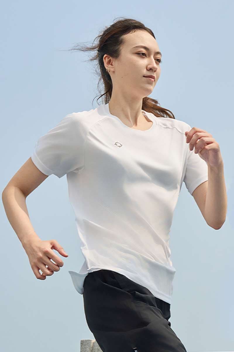 レディース機能性スポーツTシャツ 吸汗速乾 ランニング