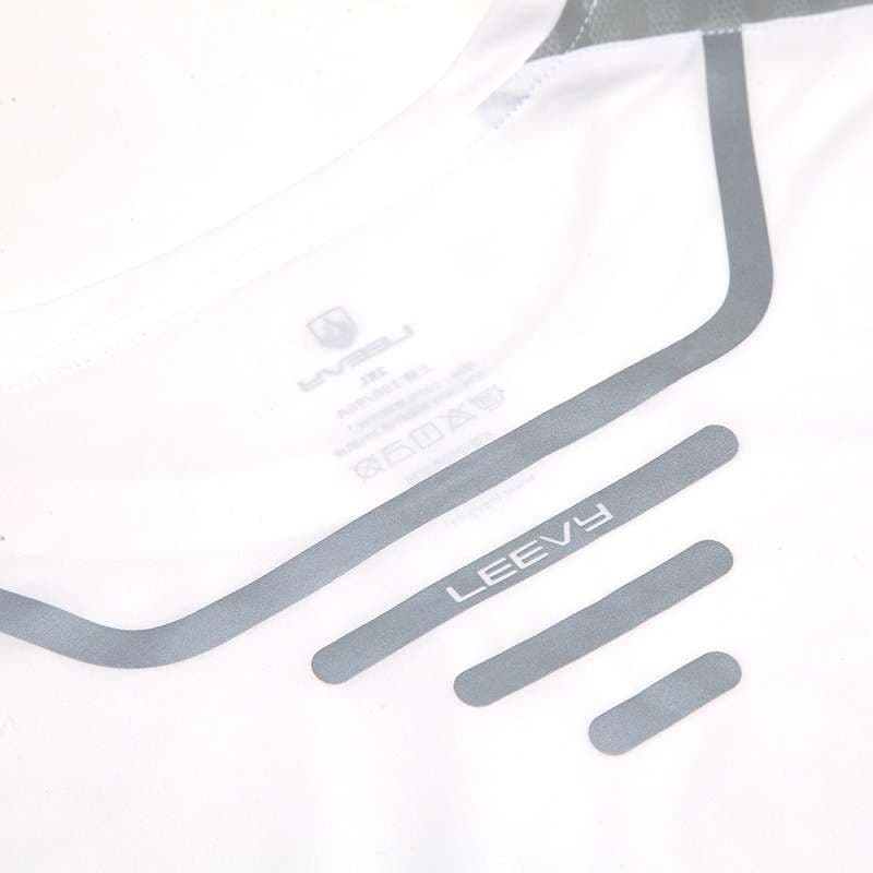 スポーツTシャツ 爽快ランナー 軽量ドライ半袖シャツ