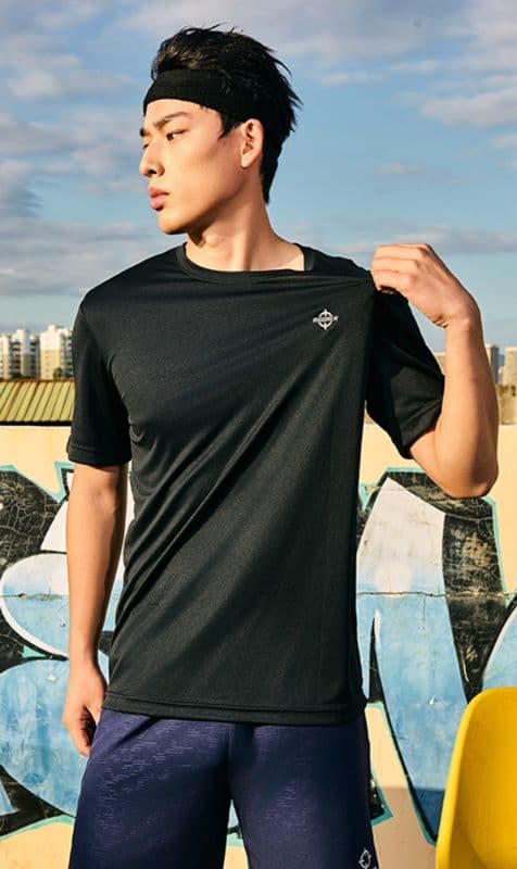 スポーツTシャツ バスケ 羽量級バスケットウェア