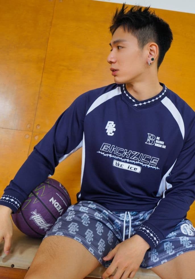 スポーツTシャツ バスケ 氷上の勇士プロプレイヤー長袖シャツ