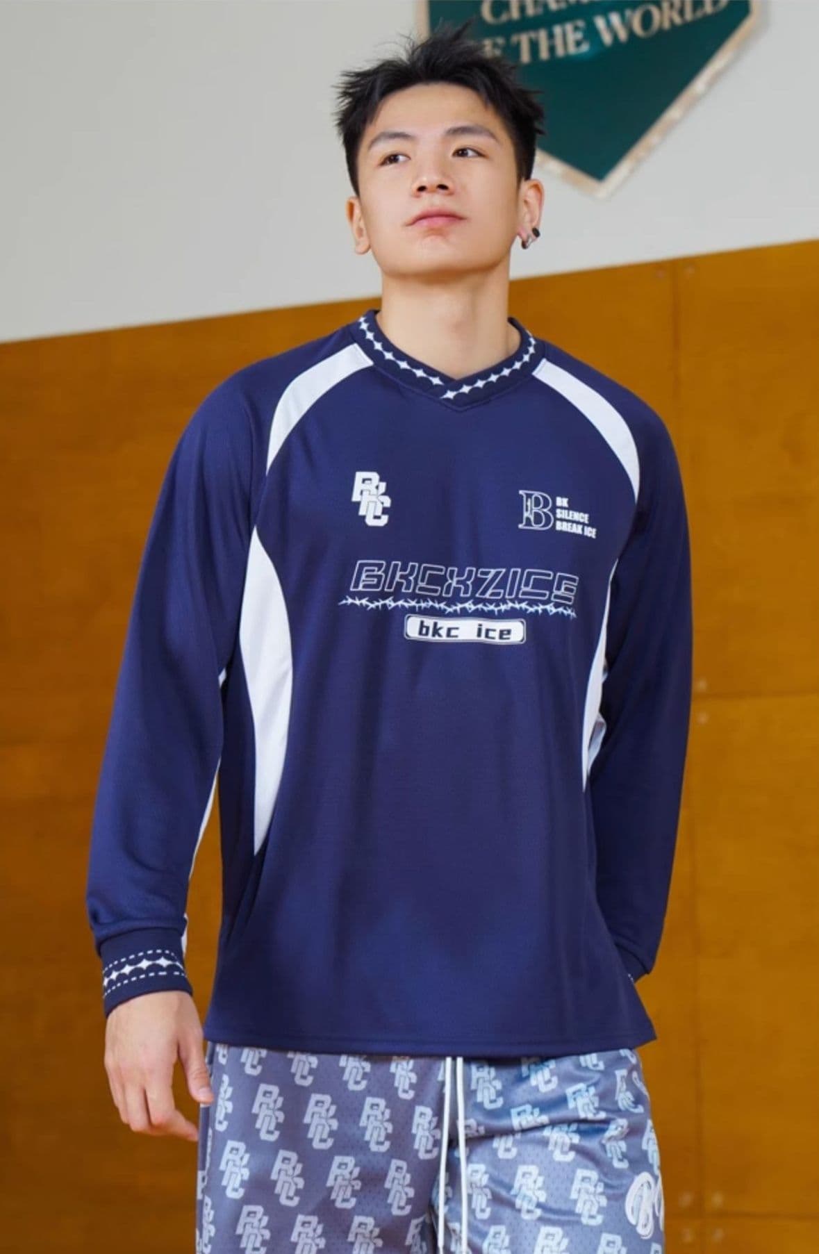 スポーツTシャツ バスケ 氷上の勇士プロプレイヤー長袖シャツ