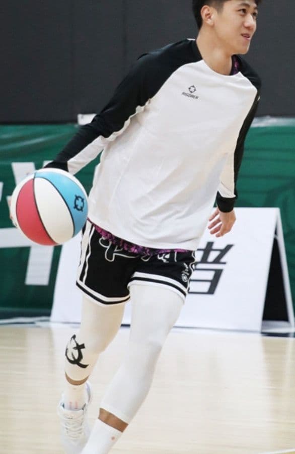 スポーツTシャツ バスケ 高弾性バスケットボール長袖ウェア