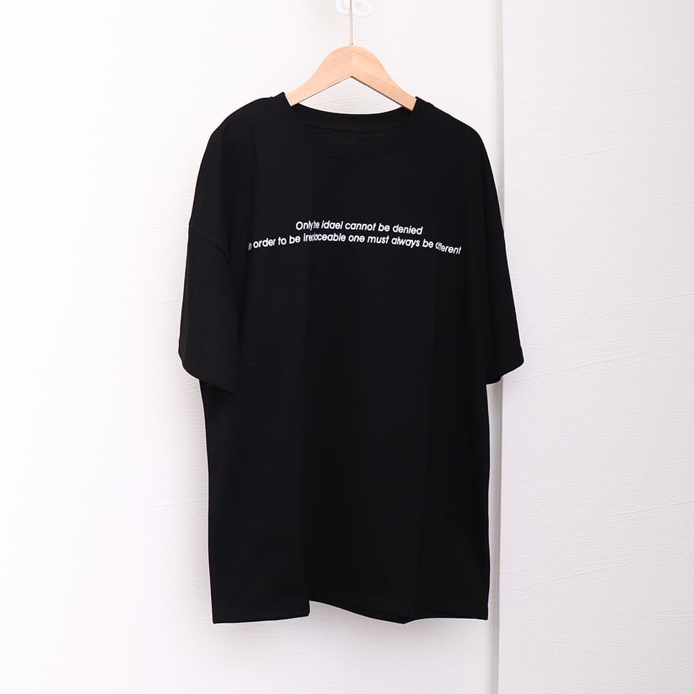 レディース春夏ロゴ半袖ランニング　スポーツTシャツ