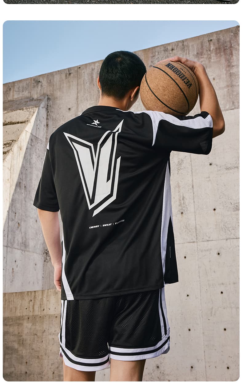 スポーツTシャツ 闘魂バスケットプレイヤー