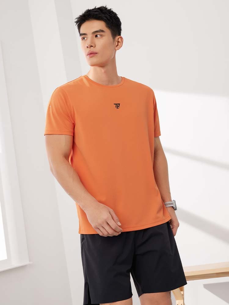 スポーツTシャツ ランニング 軽量速乾ウェア　長距離走者用