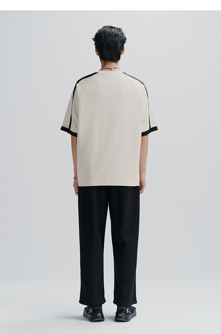 スポーツTシャツ サッカー 切れ味鋭いピッチの技術者