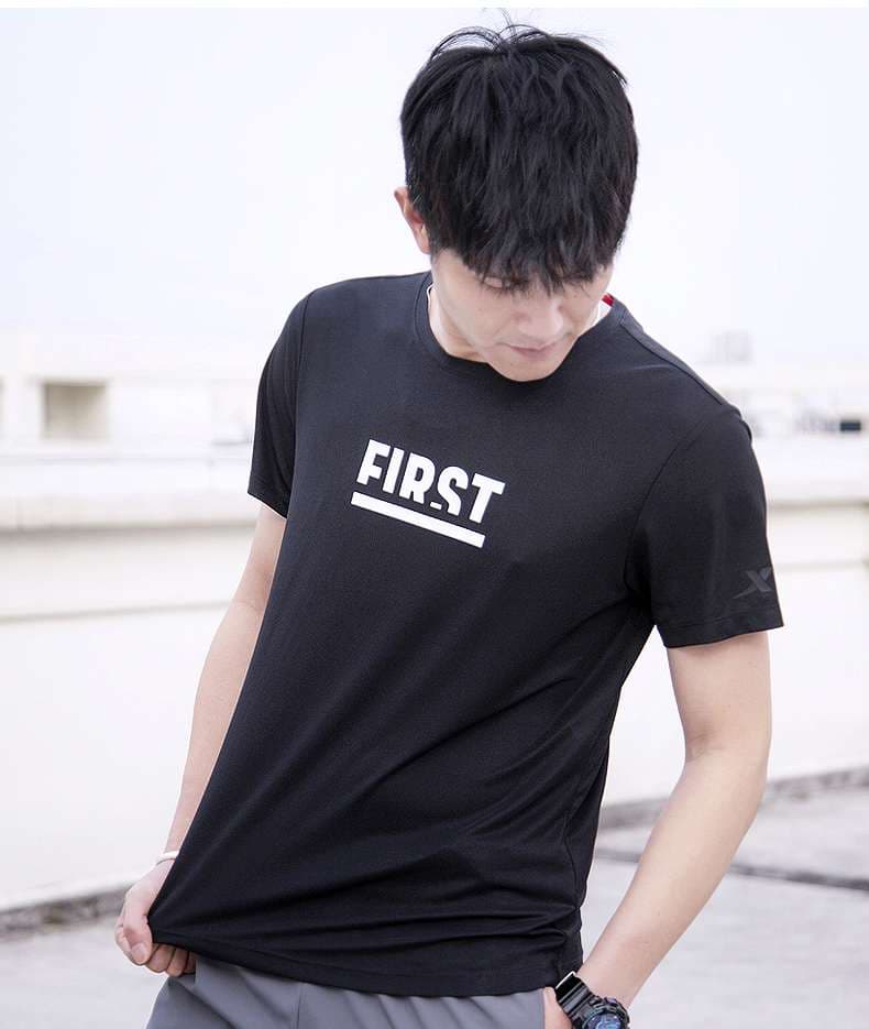 スポーツTシャツ 軽量速乾メンズ半袖運動着白色無地