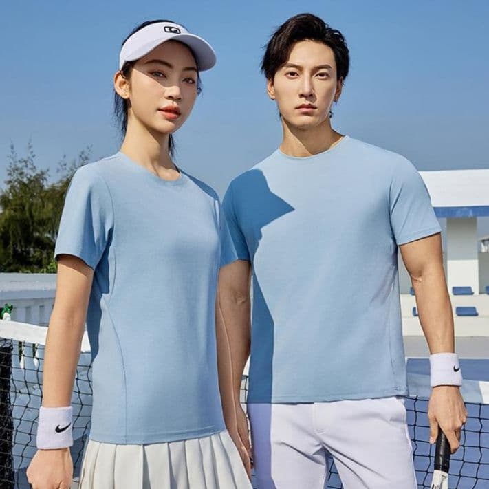 速乾性抜群シンプルデザイン半袖スポーツTシャツ バドミントン