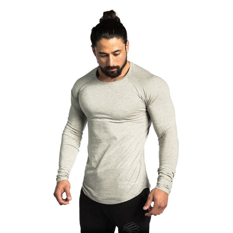 スポーツTシャツ 体にフィットする長袖スポーツTシャツ ランニング